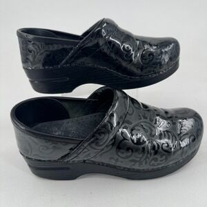 Dansko Clogs Mules Shoes WOMENS Shiny Patent Leather Black Floral SIZE 36